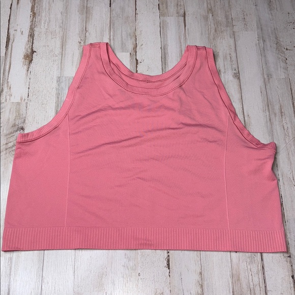 Old Navy Tops - Old Navy Women's Seamless Performance Racerback Cropped Tank Top Size 4X